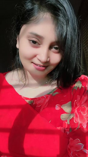 Red saari❤️ | Tasnim Priya