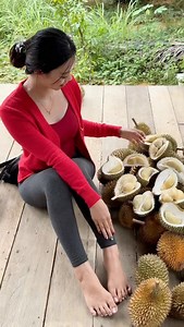 72K views · 8.6K reactions | Banjir durian hutan kalimantan  | Novita Chin | Facebook