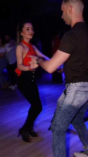 18 reactions | Alătură-te nouă sâmbătă seara pentru o seară plină de pasiune și ritmuri latino, unde vei dansa pe cele mai tari hituri de Bachata și Kizomba la Rio Club, iar la The Hub vei simți ritmul Salsei. #bachata | Rio Club Bucuresti | Facebook