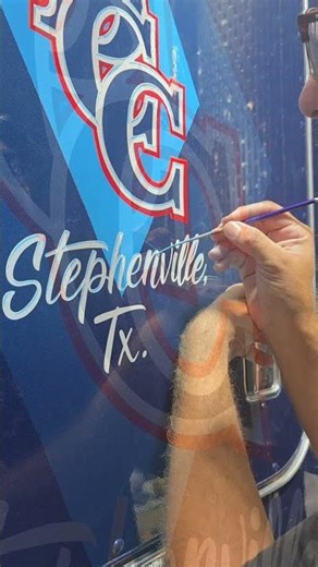 Truck Lettering and Pinstriping on a Peterbilt #trucklettering #pinstriping