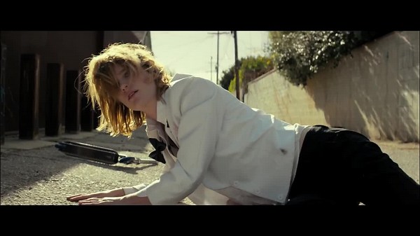 Izzy Gets the Fuck Across Town (2017)