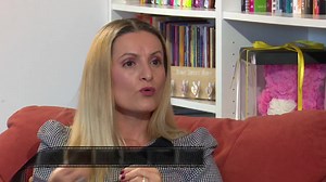 2.1K views · 84 reactions | ❣️Astă-seară, la ora 20.00, pe TVR 2, la emisiunea "Destine ca-n filme", povestea din spatele #RiseUpFamily și alegerii mele de-a deveni "doctor de făcut oamenii să vorbească"! #RiseUpFamily #PovesteaMea #IubescCopiii | Monica Zinca - Psihoterapeut de familie | Facebook