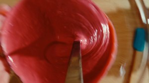 Sleepy Easy Clean ile Mutfakta Bayram Havası! 🤩 Yoğur, sar, kes, kır, ez, çırp! Mutfaklarının süper şefleri için gıda ile temas eden yüzeylerde süper temizlik için Sleepy dönemi başlıyor! #sleepy #easyclean #easycleanmutfak #mutfaktemizliği #hijyen | Sleepy Care