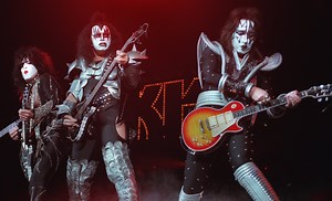 KISS sets new concert dates for final tour