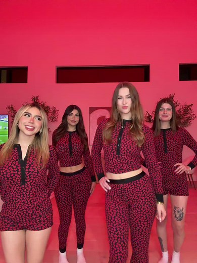 Tenemos matching pjs 🥹 @Alina Rose @karen torres🤍🐐 @Mujerdebuenapasta