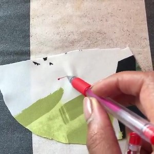 Our Heat Erasable Gel Pens are back in stock!! Get them here: https://buff.ly/2NodXZV Shot by Eryn via @stylesewme | Madam Sew
