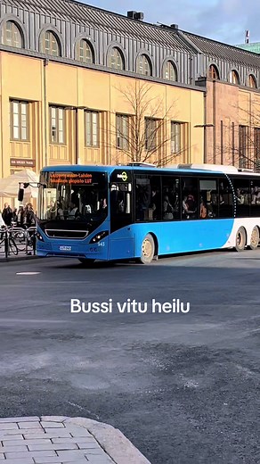 Bussi vitu hassu – reaktiot ja tarina Helsingissä