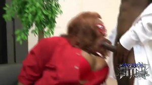 Timothy Maurice Hinton teaches women how to keep and please your man