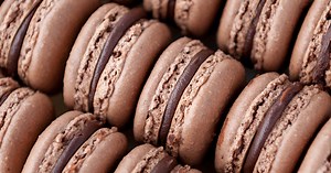 Chewy chocolate macaron recipe