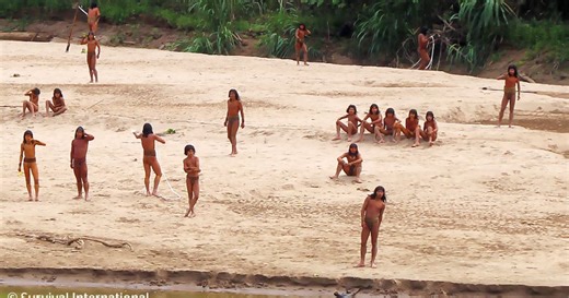 Rare Footage Of Uncontacted Peru Tribe