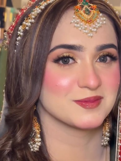 Join Our Team: Hiring New Models for Bridal Shoots