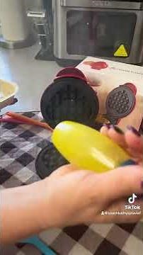 Optavia Blueberry Waffle Hack in Coach Kathy’s ❤️Mini Waffle Iron😁