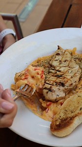 Weekend preview.😎 Rezervă online 👉 https://bit.ly/rezervaacum | Hard Rock Cafe Bucharest