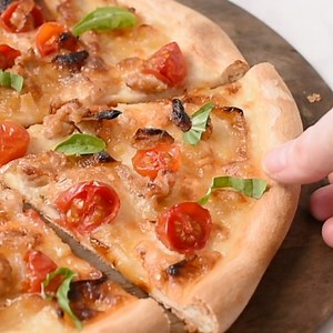 ✅ Full recipe > https://culinaryginger.com/homemade-no-yeast-pizza-dough/ No yeast? No problem, soft and perfect pizza dough is still possible. #pizzadough #pizza #yeastfree | Culinary Ginger - Authentic Recipes, Honest Ingredients