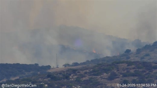 9.3K views · 184 reactions | #Border2Fire #LIVE: https://live.SunDiegoLive.com | San Diego Web Cam | Facebook