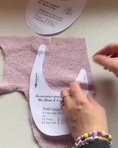 4.7K views · 75 reactions | Le tuto rapide et détaillé du bavoir...