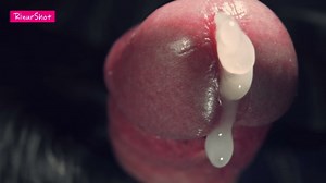 Cumshot close-up & slow motion