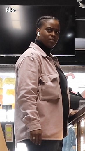 What would you do if this happend? 😂 #pranks | EvenOut