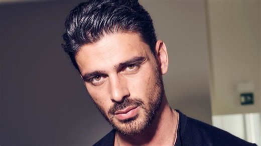 Michele Morrone (365 jours) en couple avec Khloé Kardashian ? La folle rumeur du moment !