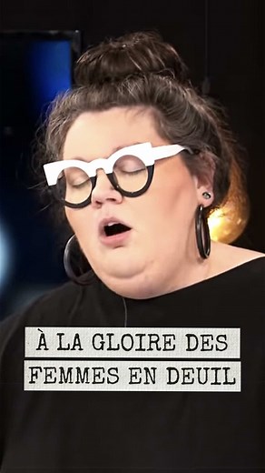 À La Gloire Des Femmes En Deuil : Un Hymne d'Empowerment