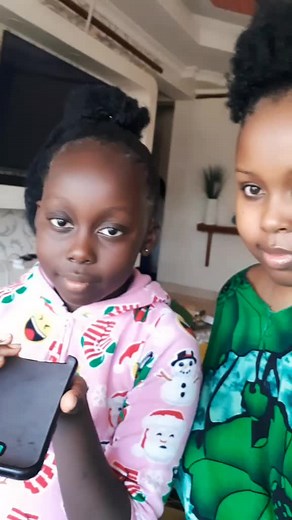 Makeup play date with my pikin #makeup #motherdaughter #rosinasharon