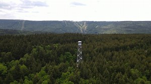 Hot, sweaty, and miserable is no way to spend your summer vacation. Head on up the mountain for endless adventure, ultimate relaxation, and all the cool mountain air you've been missing. 🌲😎 *LIMITED TIME OFFER* Book your summer lodging and save 20% on 2 night stays between now and Oct. 14! Act fast - this deal expires on Monday, July 24. Plan your trip at snowshoemtn.com | Snowshoe Mountain