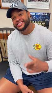 ✂️Getting my fresh fade in time for opener. Bumped into DT PJ Mustipher. He wants to look his prettiest too. He says he is healthy/strong/ready to kick ass. The team leaves for Purdue tomorrow morning. Hope he has an All-American bounce-back season #WeAre 🏈🔵⚪️💪🏾 | The Penn State Bank Button Society
