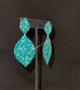 45 reactions · 3 comments | Blue Zircon Fallon style earrings- but BETTER. Check out the depth on these custom beauties  | Rhinestone Lipgloss | Facebook