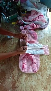 DIY Lunch Bag from Pillow case (Repost) #sewingtutorialsforbeginners #sewingtutorial #sewingtipsandtricks #sewing #sewingtips #sewingproject #recreation #reworked #fyp | Miss CHE DIY
