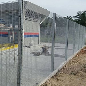 [Hot Item] Hot-DIP Galvanized Anti Climb Mesh Security Fencing Manufacturer