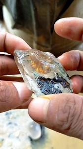 Gosok batu .. #batuakiknusanatar #Gosokbatu #tutorial #batukinyangbangka #batuakikkinyangbangka | Nasrin zaky stone