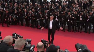 Alain Delon a suferit un accident cardio-vascular şi se recuperează în Elveția