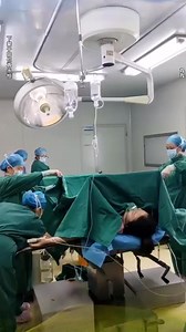 Perjuangan seorang ibu luar biasa nyawa taruhannya😭😭😭 | Aching Ching