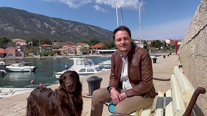 41K views · 2.1K reactions | Dragi prijatelji. Modrijani vam želimo vesele velikonočne praznike.  | Ansambel Modrijani | Facebook