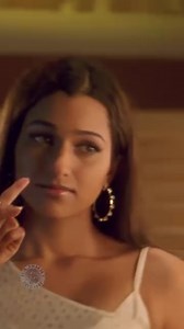 11K views · 167 reactions | Have a look at this scene from the movie 'Uuf Kya Jaadoo Mohabbat Hai'. #ReliveRajshri | Rajshri | Facebook