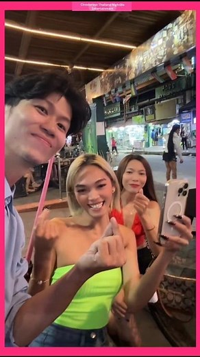polite guy meets lbs #ladyboys #pattaya #bangkok #phuket #thailand #China #chinese #asia see Bio 🇹🇭