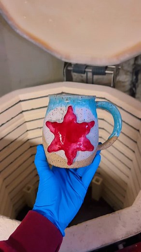 ❄️ ❄️ ❄️ It’s snowing in November, Hilary Duff has new music out, and opalescent is cool again. Is it 2007?! ✨ Unloaded the kiln on this snowy Tuesday to some of my mother of pearl snowflake mugs ✨ This luster is extremely hard to capture but is a beautiful opalescent color! Dropping online BLACK FRIDAY! | Jillia Ceramics