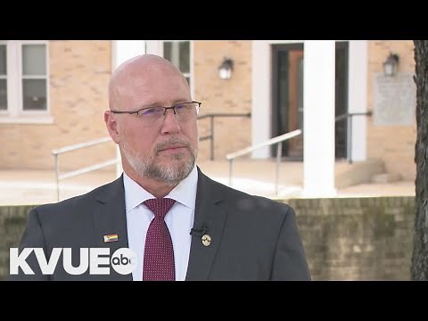 What it's like to be a gay officer | Full interview with Austin police sergeant | KVUE