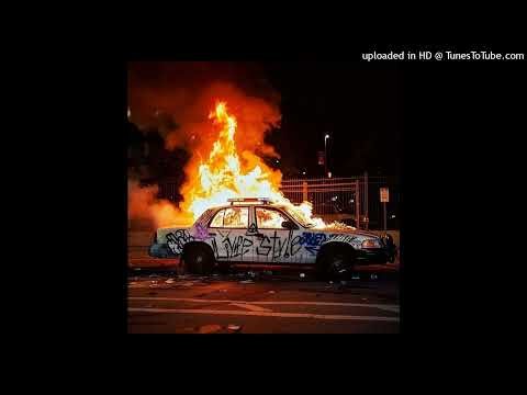 Yeat - Off White into Hold it up (Remaster)