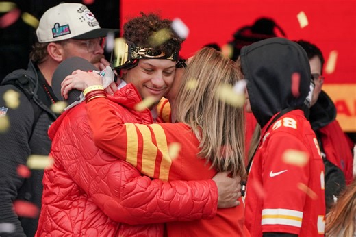 Patrick Mahomes' mother Randi captures adorable memory as family welcomes baby Golden