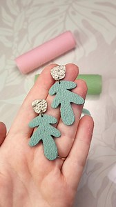 68K views · 863 reactions | People have been asking us for a leather texture roller for a while...well we finally made one! I think it pairs so beautifully with faux metal textures.  #leathercraft #polymerclayearrings #jewelrymakingsupplies | The Clay Impress | Facebook