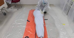 Más de 904,000 muertos por coronavirus en el mundo