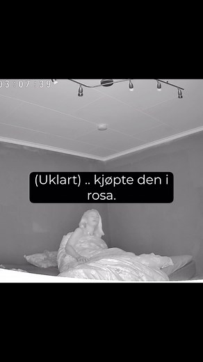 78K views · 565 reactions | La oss ikke undervurdere den influenseren som holder kjattra i gang på kamera - også i SØVNE! (Hadde de dypeste samtalene ei litta periode i natt, ironisk nok fanget på kameraet som skal fange opp søvnspisingen min…) | Line Victoria Husby-Sørensen | Facebook