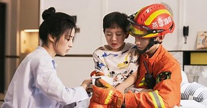 Review Khói Lửa Nhân Gian Của Tôi: Nội dung gây "tụt huyết áp", Dương Dương có đáng bị chê tơi tả?