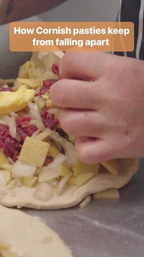 Everything in a pasty, from the pastry dough to its fillings, is made to withstand a journey without falling apart. #Food #Pasty #Recipe #Cooking | Insider Food