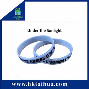[Hot Item] Hot Selling UV Sensitive Silicone Wristband Silicone Bracelet