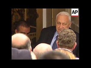 Tanks, Arafat and Sharon comment, suicide bomber