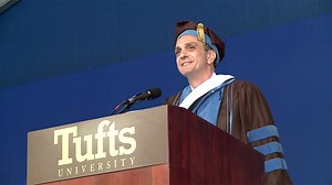 Hank Azaria Breaks Out ‘Simpsons’ Voices in Tufts Commencement Speech