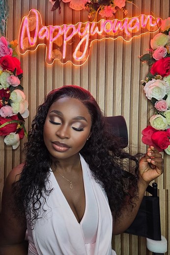 #nappwomanwig #nappywomanwig #poseperruque #haircontent #facebookviral #instagram #hairstyle #formation #formationprofessionnelle #formationmakeup #formationcoiffure @à la une | Grâce Ehouman