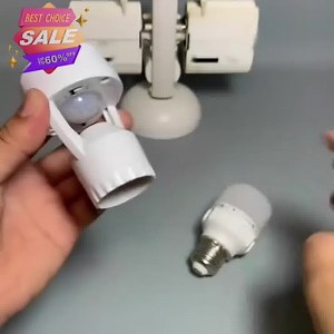  TOP oferta!  Adapter z czujnikiem do żarówki ⭐ Szybka dostawa ⭐ Świetna cena  Obowiązuje do wyczerpania zapasów! https://sofistar.pl/produkt/sensorbulb-pl/ | EU Sofistar | Facebook